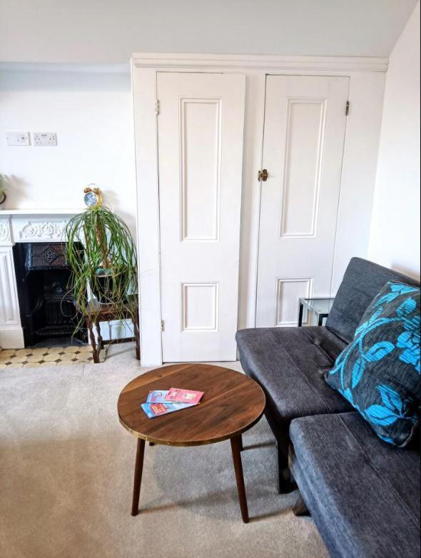 Апартаменти Stylish 2-Bed Flat, Quick Access To London Sights Екстер'єр фото