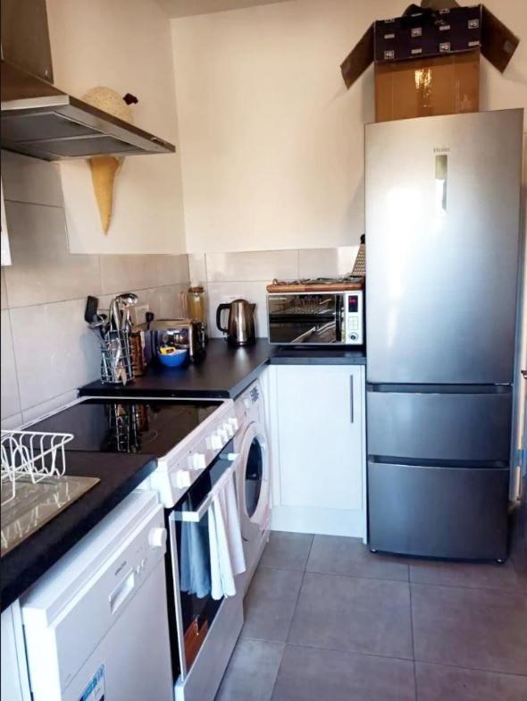 Апартаменти Stylish 2-Bed Flat, Quick Access To London Sights Екстер'єр фото